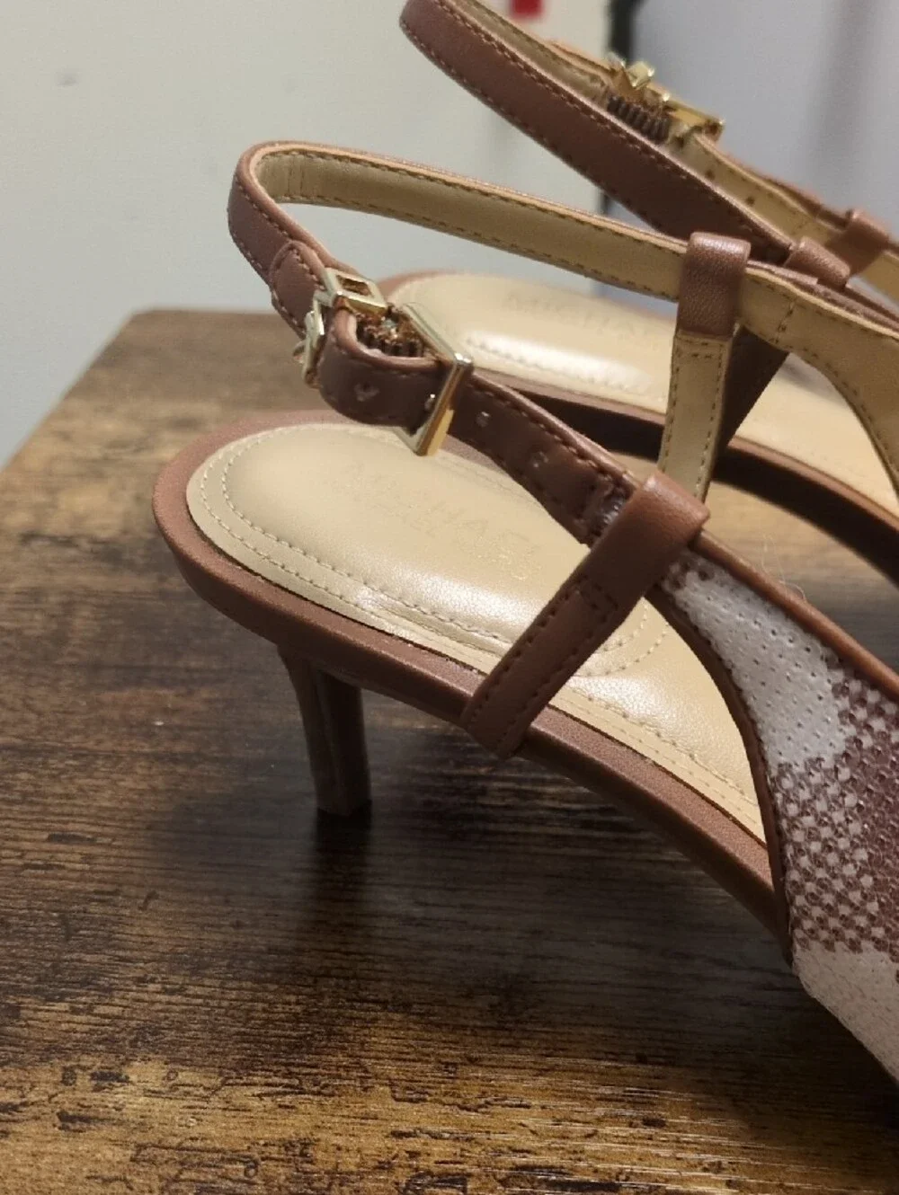 Michael Kors pointed toe